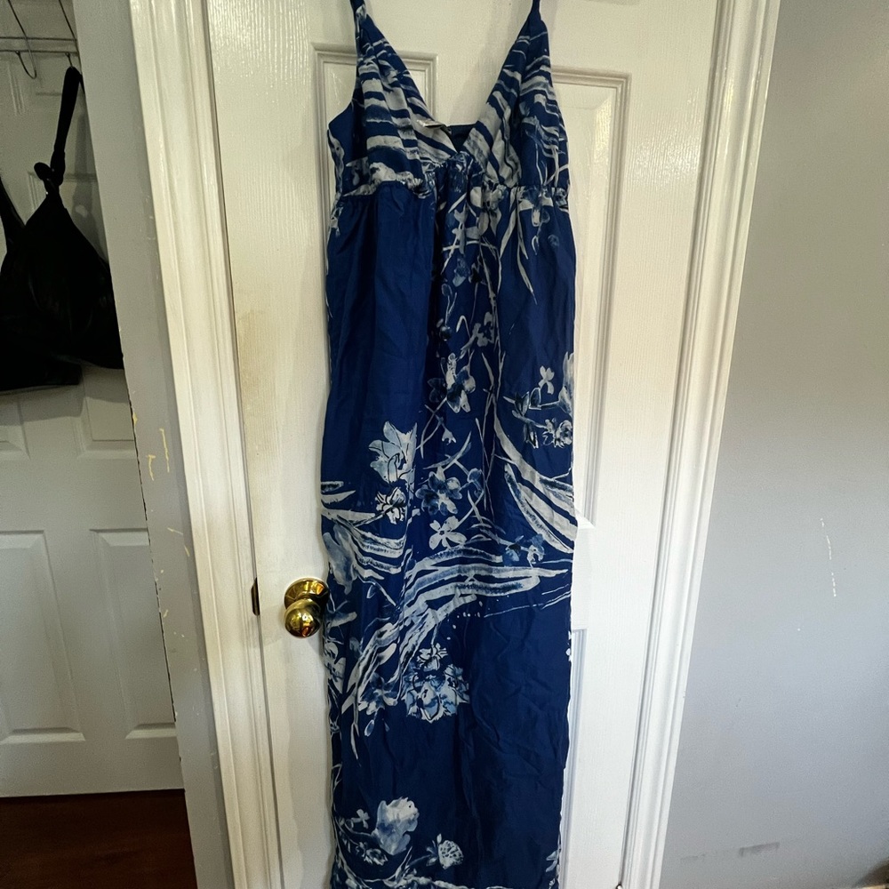 Beautiful floral maxi dress